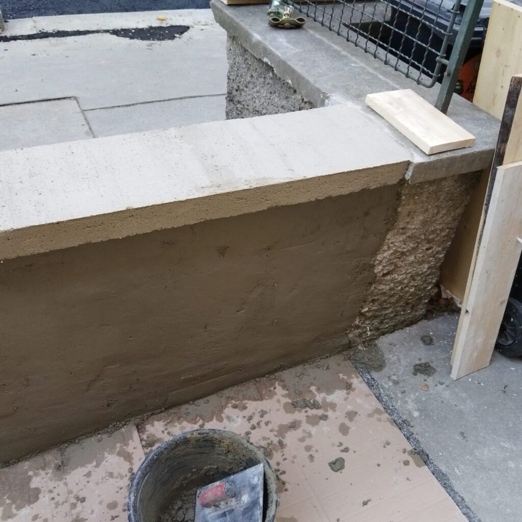 wiederhergestellte Mauer